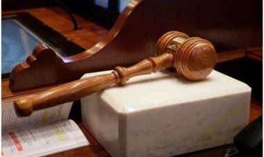 هل يمسك ترامب بمطرقة رئيس مجلس النواب عام 2022؟