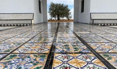 بالصور... حديقة إفريقيا مقبرة غرباء لفظهم البحر