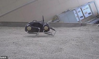 بالصور... أول روبوت يستطيع السير على سطح المريخ