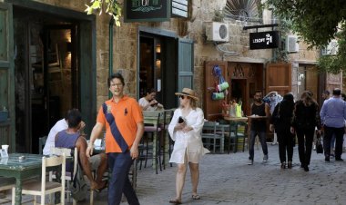 في خضم أزمة تعصف بلبنان.. السياحة الداخلية تزدهر في البترون