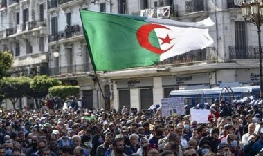 الجزائر في عيد الاستقلال الـ59... هل تنجح في تعبيد طريق الإصلاح؟