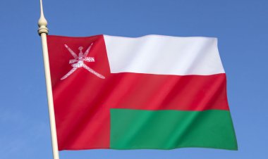 علم سلطنة عُمان يخدع مقيمًا إيطاليًا في الرياض
