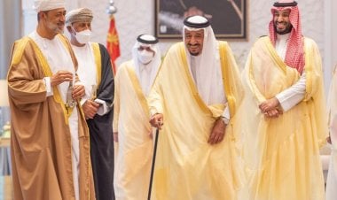الملفات الأربعة على طاولة نيوم.. مخرجات زيارة السلطان العُماني للسعودية