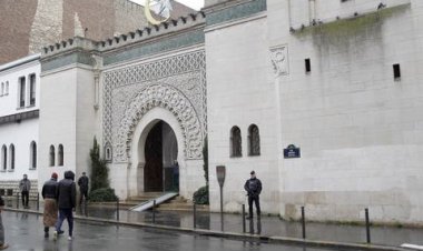 لمواجهة تأثير الحركات الإسلامية.. فرنسا تقر قانونًا يشدِّد الرقابة على المساجد