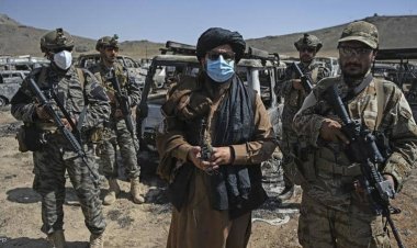 المقاومة الأفغانية في المنفى.. سياسيون ومسلحون ينقصهم توحيد الأيديولوجيا والدعم الأجنبي