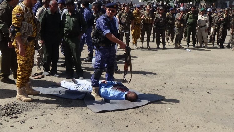 على طريقة داعش... مليشيا الحوثي تعدم 9 أشخاص بينهم طفل رميًا بالرصاص