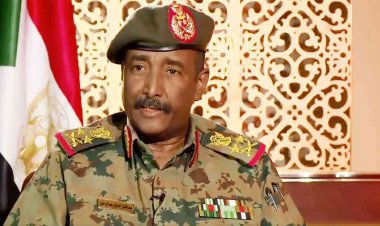 السودان على صفيح ساخن.. حالة طوارئ وحل الحكومة وتوقيف حمدوك ومسؤولين بارزين