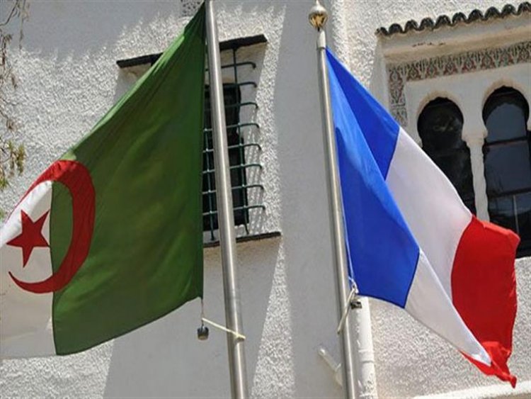 حظر للطيران واستدعاء سفيرها في باريس.. ما سبب الغضب الجزائري على فرنسا؟