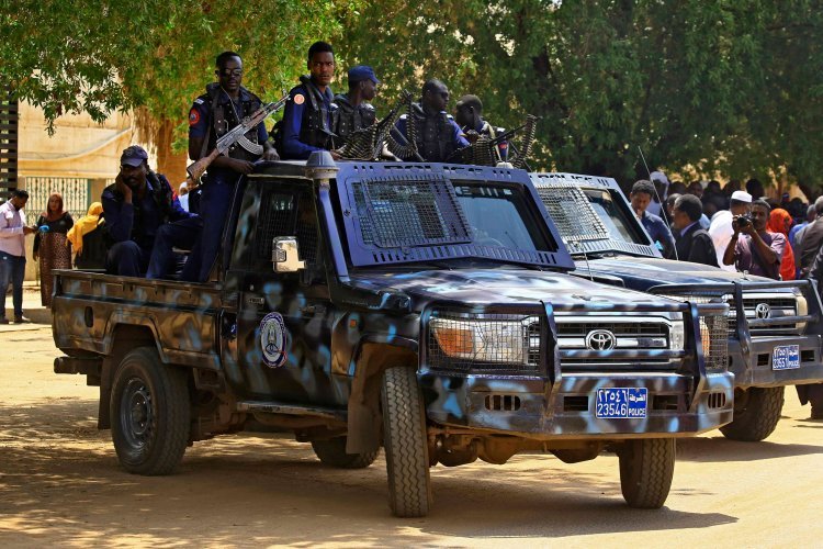 عمليات أمنية واشتباكات بالذخيرة الحية.. السودان يقض مضاجع الإرهابيين
