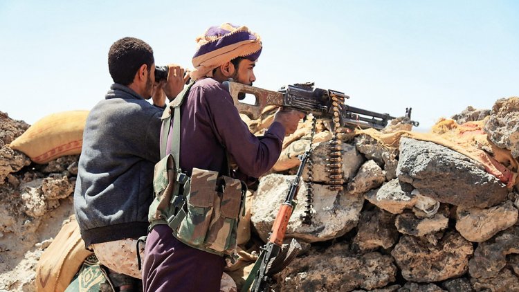 معارك عنيفة في مأرب وتقهقر حوثي.. وتخوفات من زيادة وتيرة تجنيد الأطفال