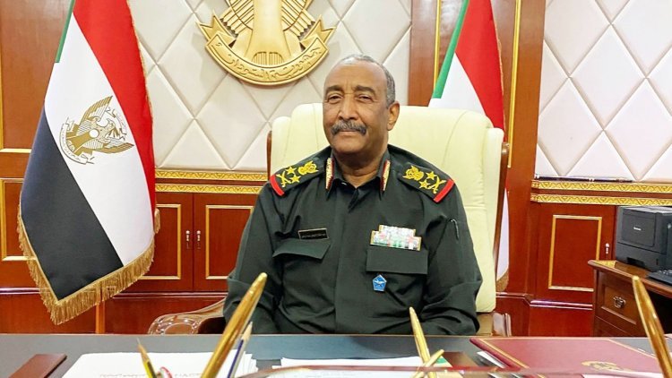 حبس حمدوك جاء لحمايته.. البرهان: سأعتزل السياسة وأتقاعد عن الجيش عام 2023