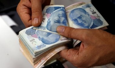 هل يقلب انهيار الليرة الموازين على حُكم أردوغان؟
