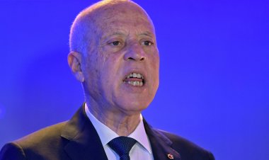 قيس سعيد يكشف عن مخطط لاغتيال مسؤولين.. تونس على صفيح ساخن