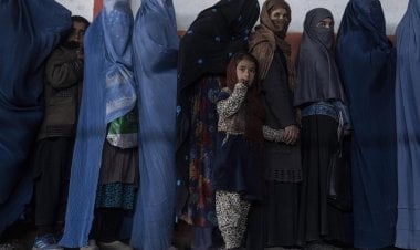 قيود جديدة.. طالبان تمنع النساء من السفر لمسافات طويلة بمفردهن