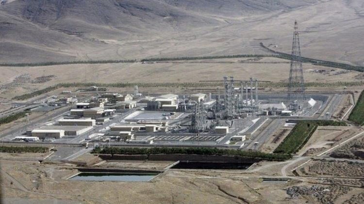 تفاصيل تجنيد الموساد علماء إيرانيين لتفجير منشأة نطنز النووية