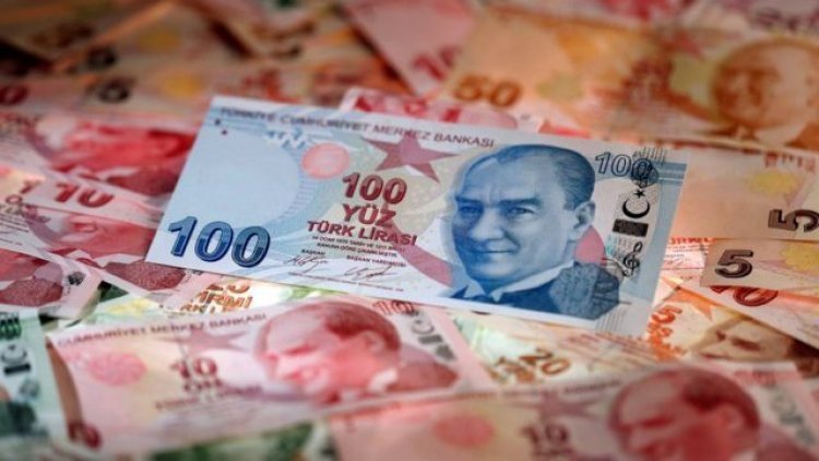بعد هبوطها إلى مستوى قياسي.. سيناريوهات غامضة تنتظر الليرة التركية