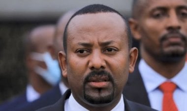 آبي أحمد يطلق دعوة للحوار ويفرج عن معارضيه بعد أشهر من الحرب.. ماذا يحدث في إثيوبيا؟