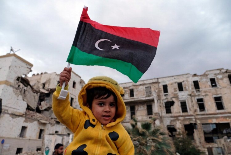 لمنع انزلاق البلاد في الفوضى.. الليبيون يتطلعون إلى ماضيهم لبناء ديمقراطية