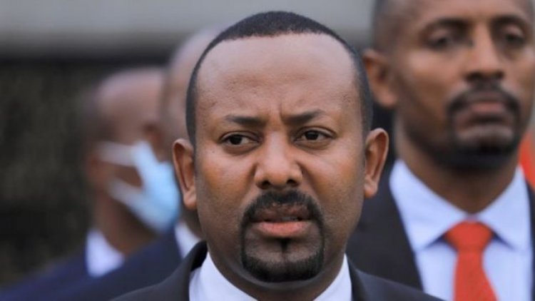 آبي أحمد يطلق دعوة للحوار ويفرج عن معارضيه بعد أشهر من الحرب.. ماذا يحدث في إثيوبيا؟