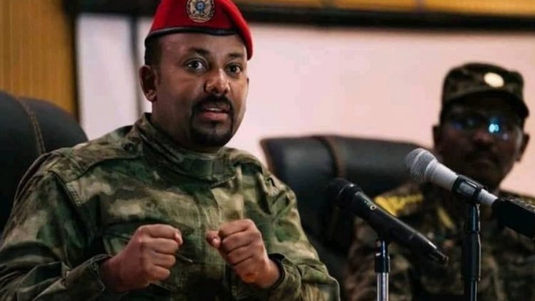 تناقض مواقف آبي أحمد.. رغم تعهده بالسلام تواصل قواته قصف تيغراي