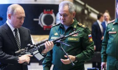 هل يحدث انقلاب في روسيا؟.. ستيفين كوتكين يجيب