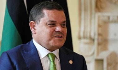 أزمة الحكومتين في ليبيا.. هل يسلم الدبيبة السلطة إلى باشاغا سلميًا؟