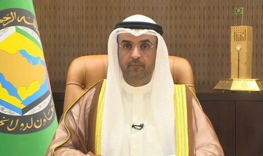 انطلاق مشاورات الرياض... التحالف يجنح للسلام ويمد يد العون لإنقاذ اليمن