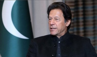 غير دستوري...عمران خان ينجو من حجب الثقة ويطالب بحل البرلمان