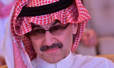 بـ 54.20 دولار للسهم... الوليد بن طلال يرد على عرض ماسك لشراء تويتر