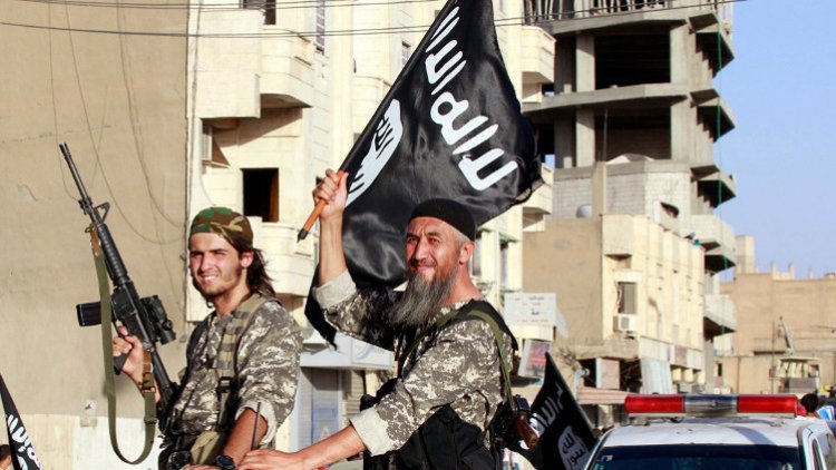 داعش تنشط في روسيا.. ما دلالة التوقيت؟