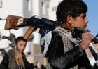 التجنيد مقابل الطعام... مليشيات الحوثي تسرق براءة الأطفال وتدفع بهم كوقود للحرب