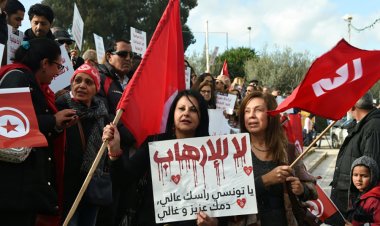 مظاهرات وادعاءات... محاولة جديدة لإخوان تونس لشق الصف والعودة سياسيًا