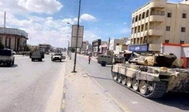 تحشيدات عسكرية في طرابلس ورشق الدبيبة بالحجارة... تطورات في ليبيا