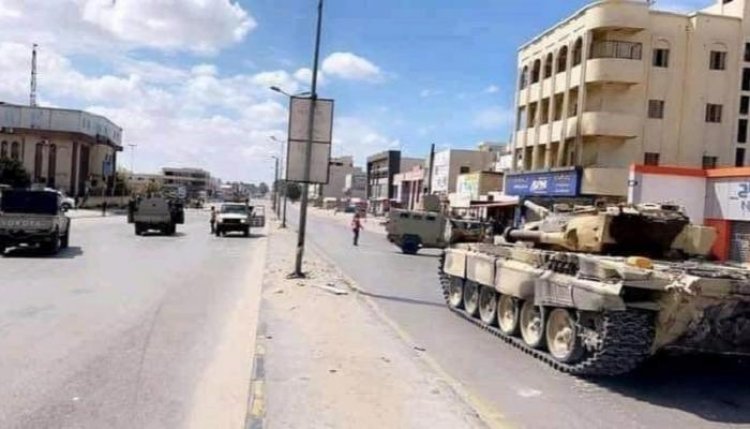تحشيدات عسكرية في طرابلس ورشق الدبيبة بالحجارة... تطورات في ليبيا