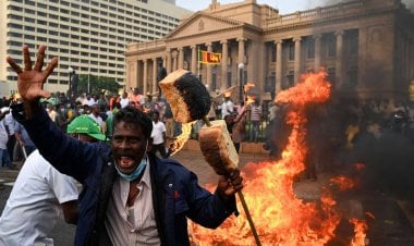 سريلانكا... فرار الرئيس بعد احتجاجات تطالب باستقالته