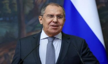 سيرجي لافروف في جولة إفريقية لمواجهة اتهامات لروسيا بتصدير الجوع