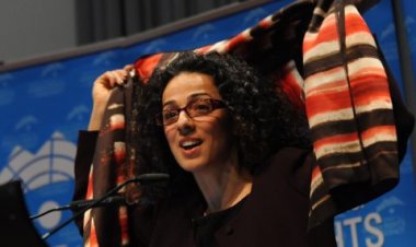 بتدخل من طهران.. هل تستهدف مواقع التواصل الاجتماعي المعارضين الإيرانيين؟