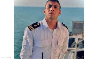 من لحظة انطلاق السفينة إلى غرقها... ماذا عن البحارة المصريين المفقودين؟