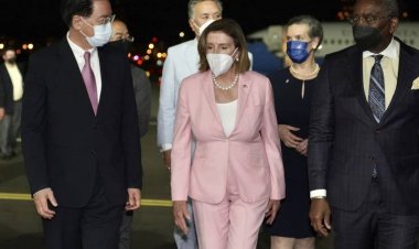 هل لرحلة بيلوسي إلى تايوان عواقب وخيمة على الاقتصاد العالمي؟