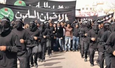 فشل محاولة الصلح يكشف أسرارًا عن كيفية قيادة الإخوان... من يحسم الصراع؟