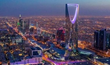 بلومبرغ: بعيدًا عن عوائد النفط... الاقتصاد السعودي يواصل الازدهار