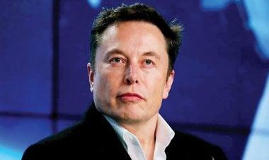 بعد مقتل مهسا أميني.. لماذا يريد ماسك إعفاء إيران من العقوبات المفروضة عليها؟