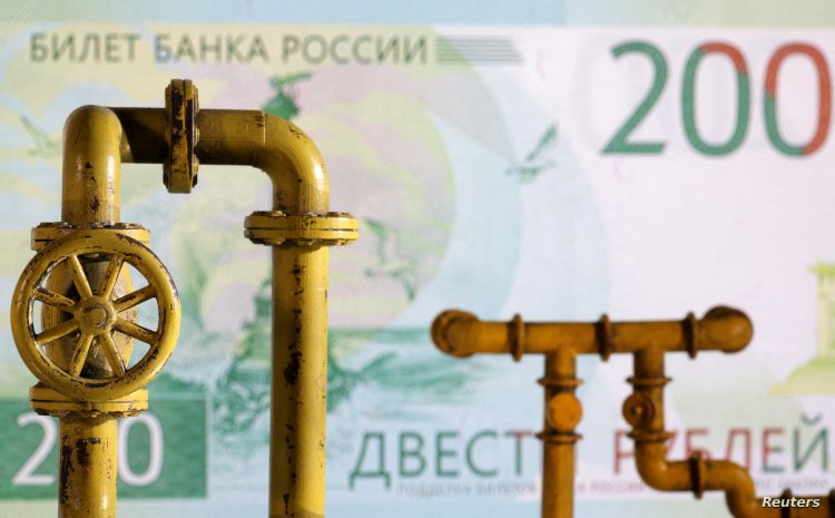 كيف يتم تطبيق سقف سعر النفط الروسي؟