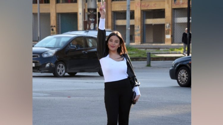 بمسدس مياه... لبنانية تقتحم مصرفًا لبنانيًا وتحصد موجة تعاطف واسعة