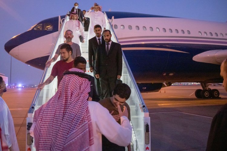 لماذا السعودية الأجدر بقيادة عملية السلام بين أوكرانيا وروسيا؟