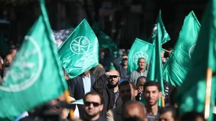 صعود اليمين المتطرف.. هل تلفظ أوروبا الإخوان؟
