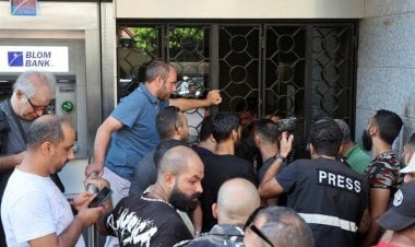 مصارف في لبنان.. مسلسل الاقتحامات عرض مستمر