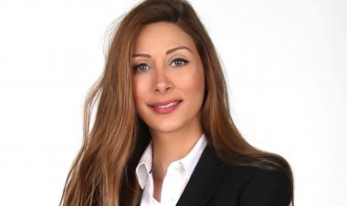 برلمانية تعتصم داخل البنك وآخر يطلق النيران.. ماذا يحدث في مصارف لبنان؟