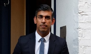 سوناك بدلًا من تراس... هل يستقر صاحب الأصول الهندية على رئاسة وزراء بريطانيا؟