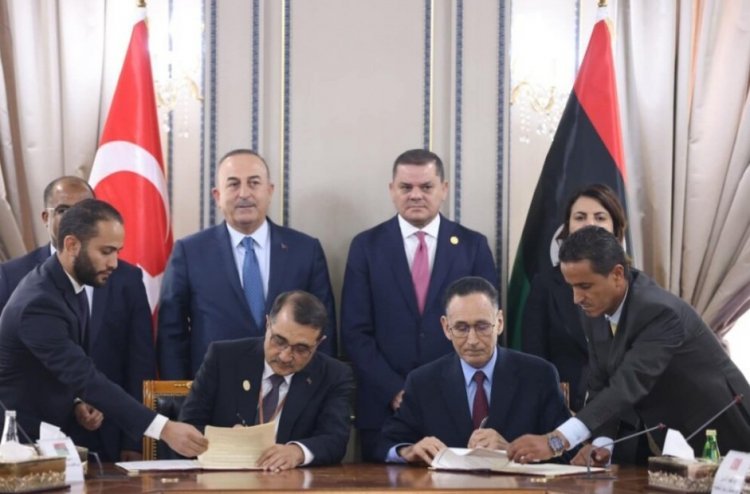 شملت مناطق سيطرة الشرق.. ماذا يعني توقيع حكومة الدبيبة على اتفاقيات للتنقيب عن النفط والغاز مع تركيا؟